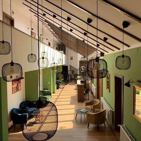 Escala Rooms Ghimbav 외부 사진
