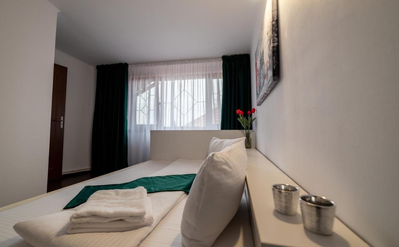 Escala Rooms Ghimbav 외부 사진