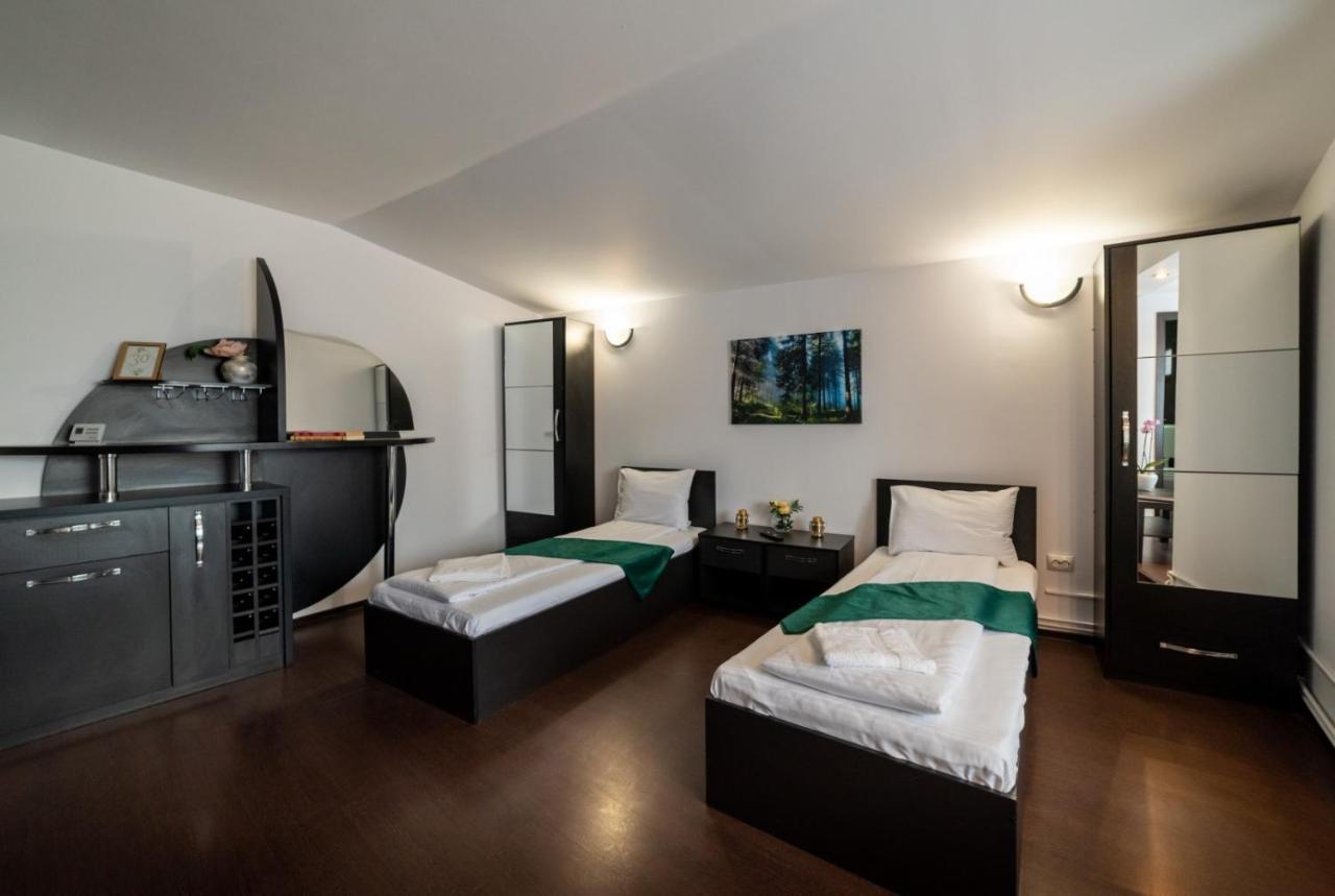 Escala Rooms Ghimbav 외부 사진