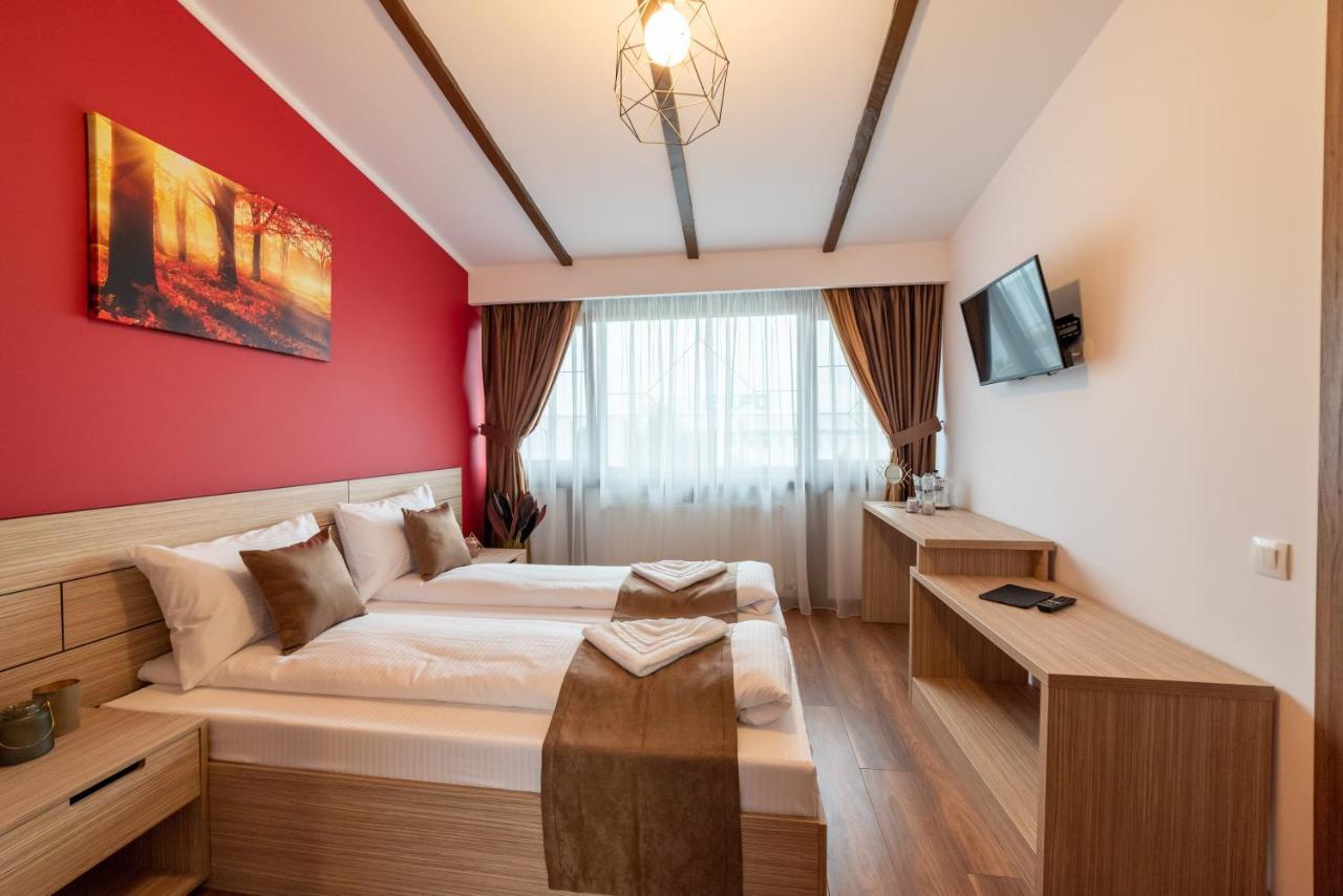 Escala Rooms Ghimbav 외부 사진